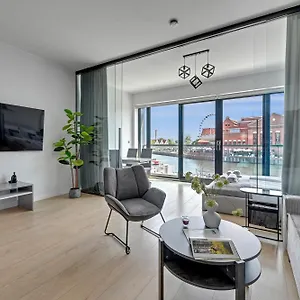  Apartment Symfonia Amazing River View By Downtown